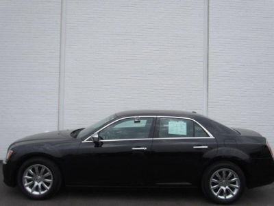 2012 Chrysler 300  Limited