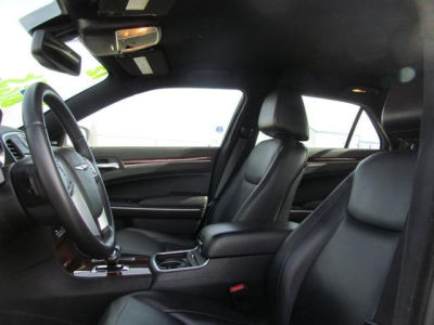 2012 Chrysler 300  Limited