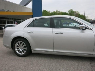 2012 Chrysler 300  Limited