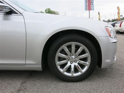 2012 Chrysler 300  Limited