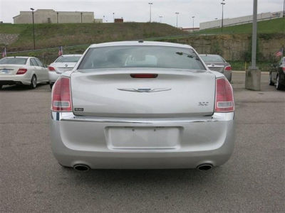 2012 Chrysler 300  Limited