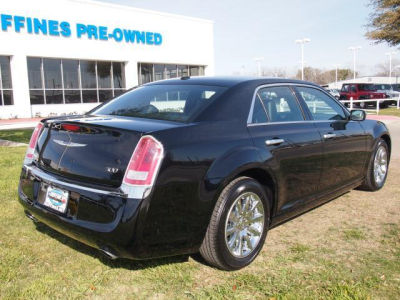 2012 Chrysler 300  Limited