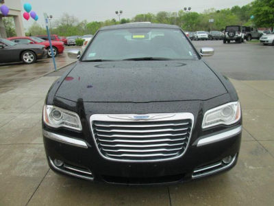 2012 Chrysler 300  Limited