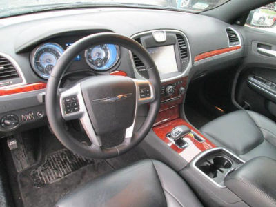 2012 Chrysler 300  Limited