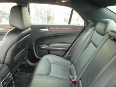 2012 Chrysler 300  Limited