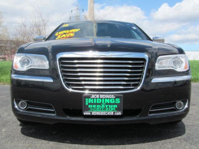 2012 Chrysler 300  Limited