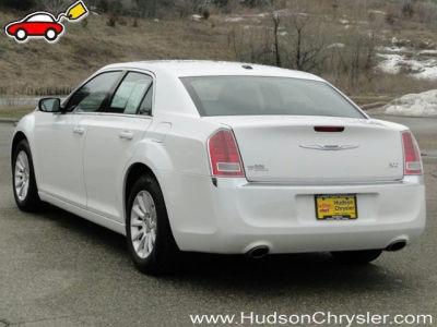 2013 Chrysler 300  Base