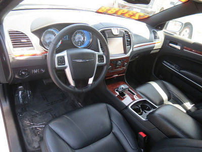 2012 Chrysler 300  Limited