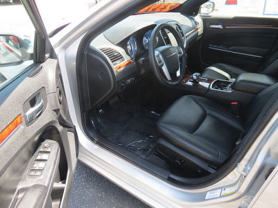 2012 Chrysler 300  Limited