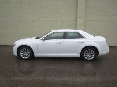 2012 Chrysler 300  Limited