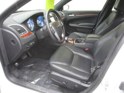 2012 Chrysler 300  Limited