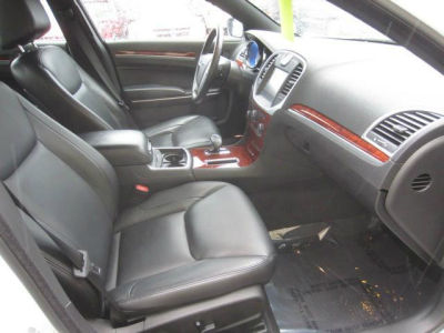 2012 Chrysler 300  Limited
