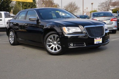 2012 Chrysler 300  Limited