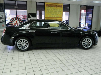 2012 Chrysler 300  Limited