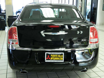 2012 Chrysler 300  Limited