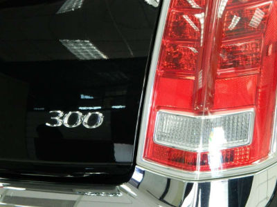 2012 Chrysler 300  Limited