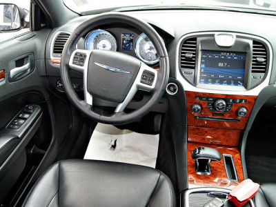 2012 Chrysler 300  Limited