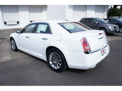 2012 Chrysler 300  Limited