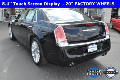2012 Chrysler 300  Limited