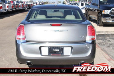 2012 Chrysler 300  Limited