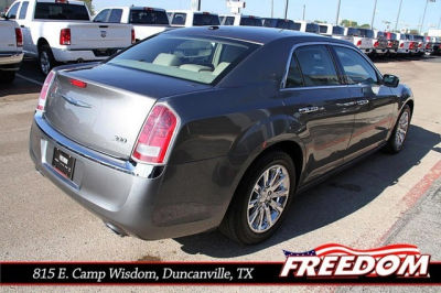 2012 Chrysler 300  Limited