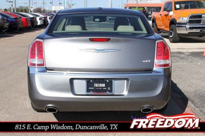 2012 Chrysler 300  Limited