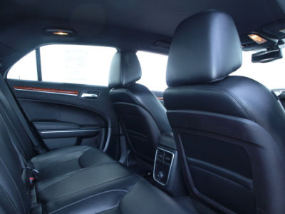 2012 Chrysler 300  Limited