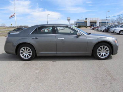 2012 Chrysler 300  Limited