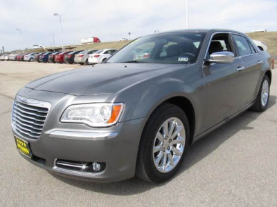 2012 Chrysler 300  Limited