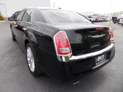 2011 Chrysler 300  Limited