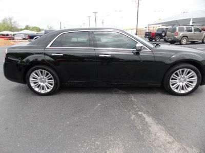 2011 Chrysler 300  Limited