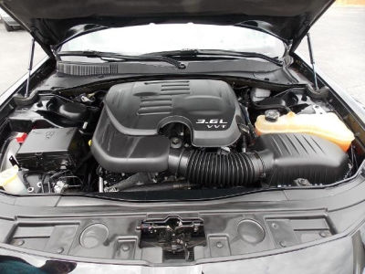 2011 Chrysler 300  Limited