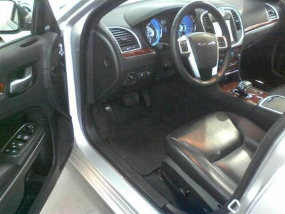 2012 Chrysler 300  Limited