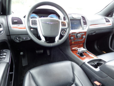2012 Chrysler 300  Limited