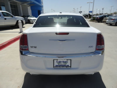 2012 Chrysler 300  Limited