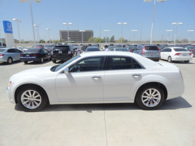 2012 Chrysler 300  Limited