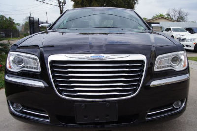 2012 Chrysler 300  Limited