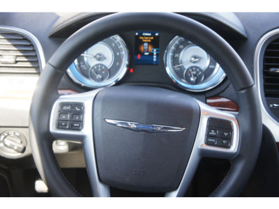 2012 Chrysler 300  Limited