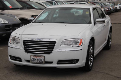 2012 Chrysler 300  Limited