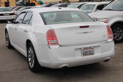 2012 Chrysler 300  Limited