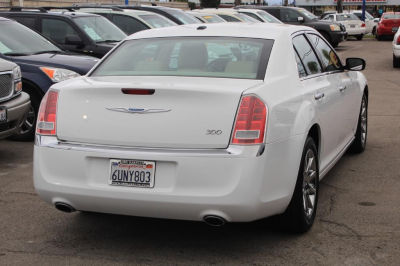 2012 Chrysler 300  Limited