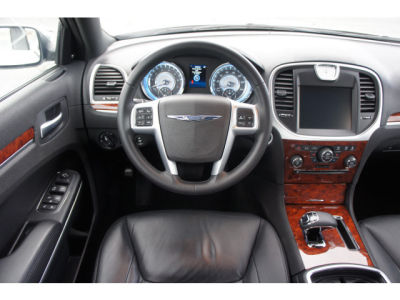 2012 Chrysler 300  Limited