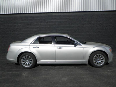 2012 Chrysler 300  Limited