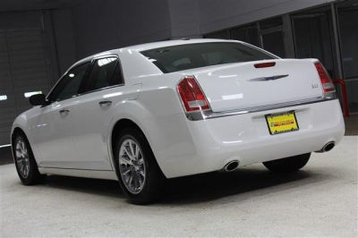 2012 Chrysler 300  Limited