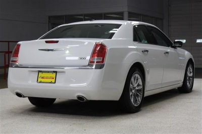 2012 Chrysler 300  Limited