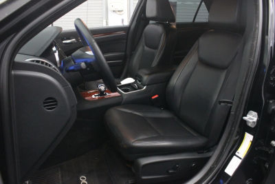 2012 Chrysler 300  Limited