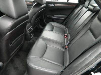 2012 Chrysler 300  Limited