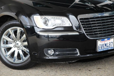 2012 Chrysler 300  Limited