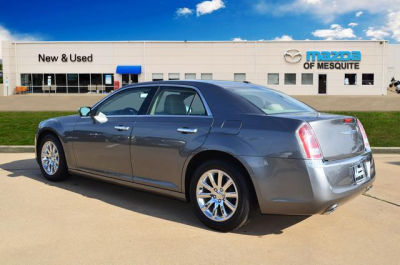 2012 Chrysler 300  Limited