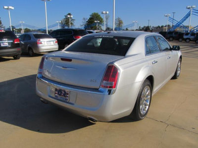 2012 Chrysler 300  Limited